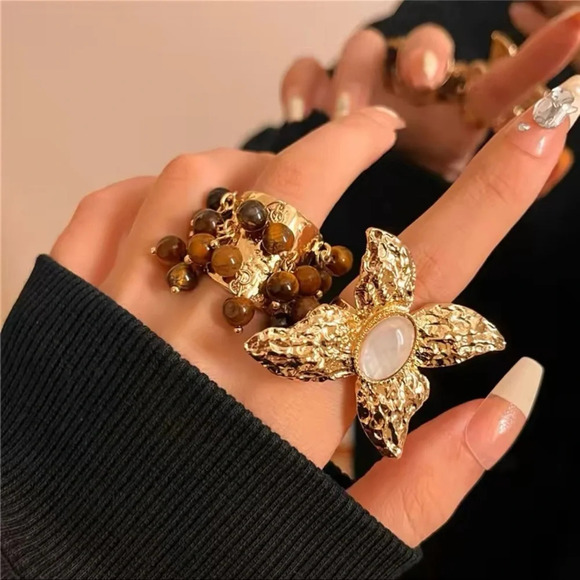 Malachite Green Stones Fringe Ring - Picture 10 of 10